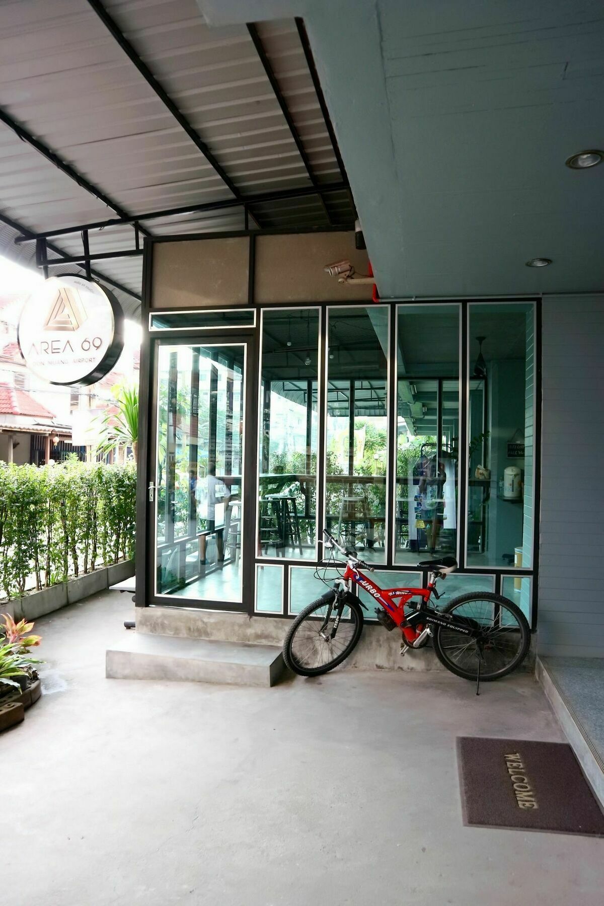 Area 69 Aparthotel Bangkok Buitenkant foto